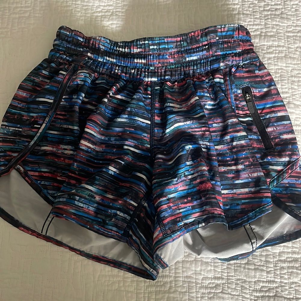 Lululemom Hotty hot high rise shorts
